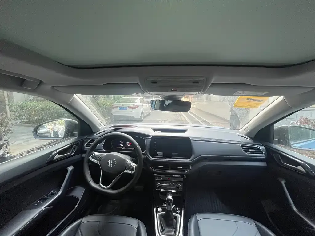 Volkswagen Tharu 2024 из CN, фото 4