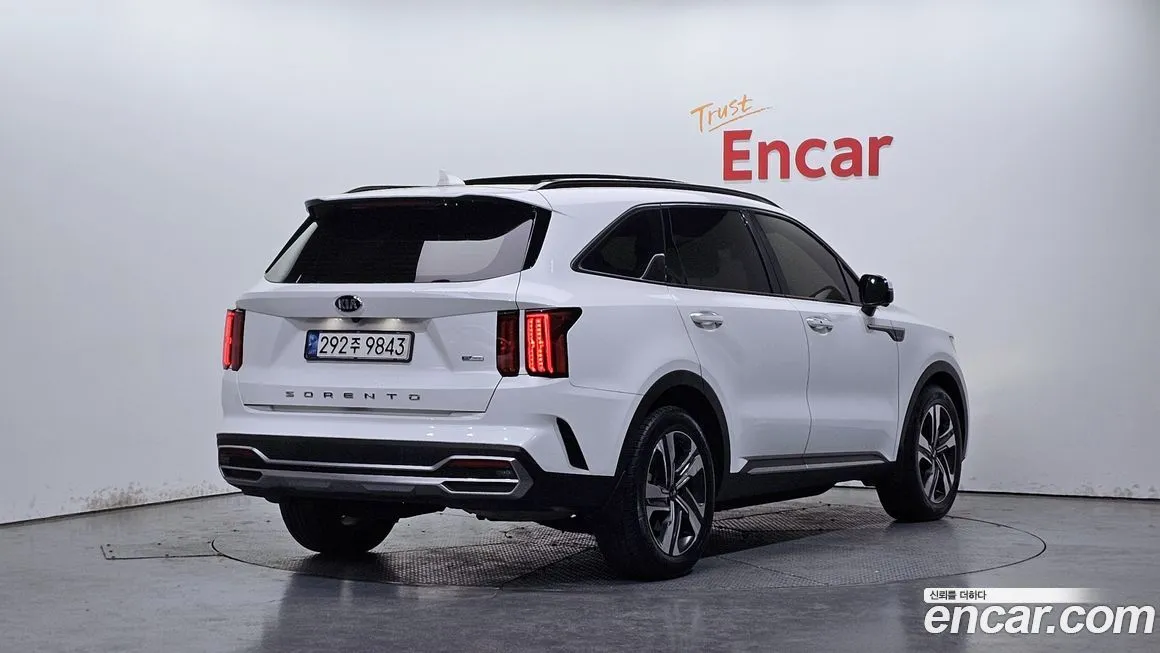 Kia Sorento — фото 3