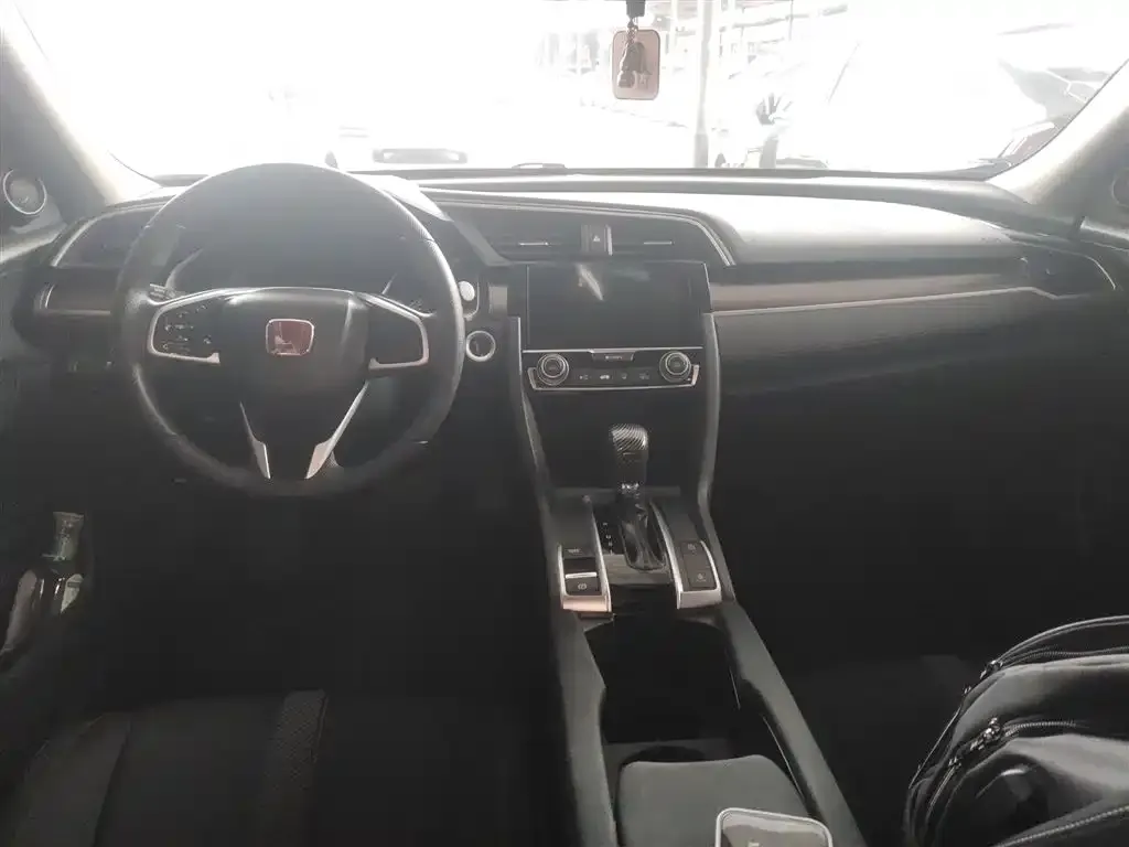 Honda Civic 2021 из CN, фото 10