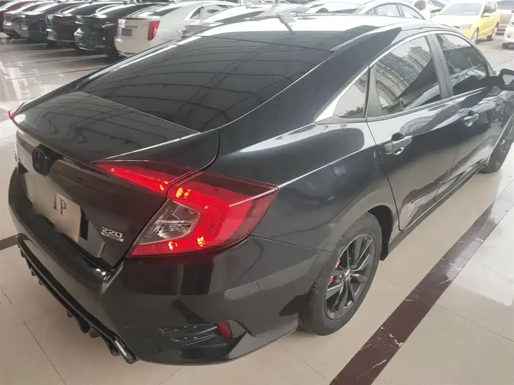 Honda Civic 2021 из CN, фото 7