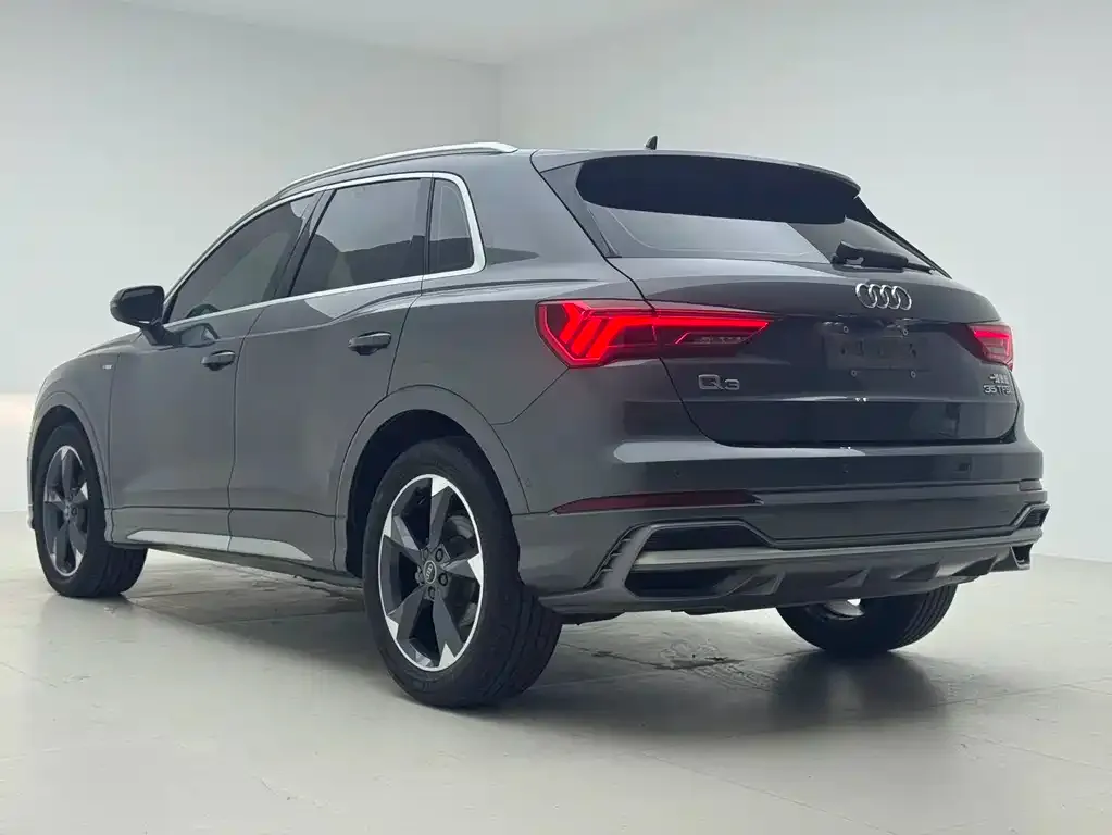 Audi Q3 2022 из CN, фото 3