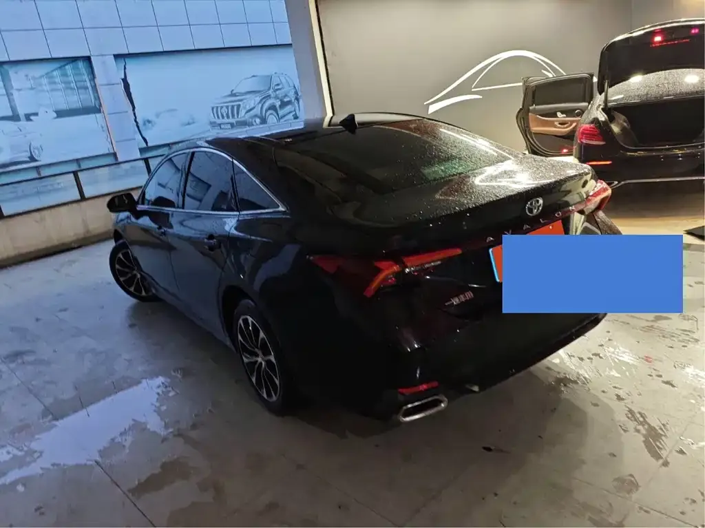Toyota Avalon 2023 из CN, фото 4