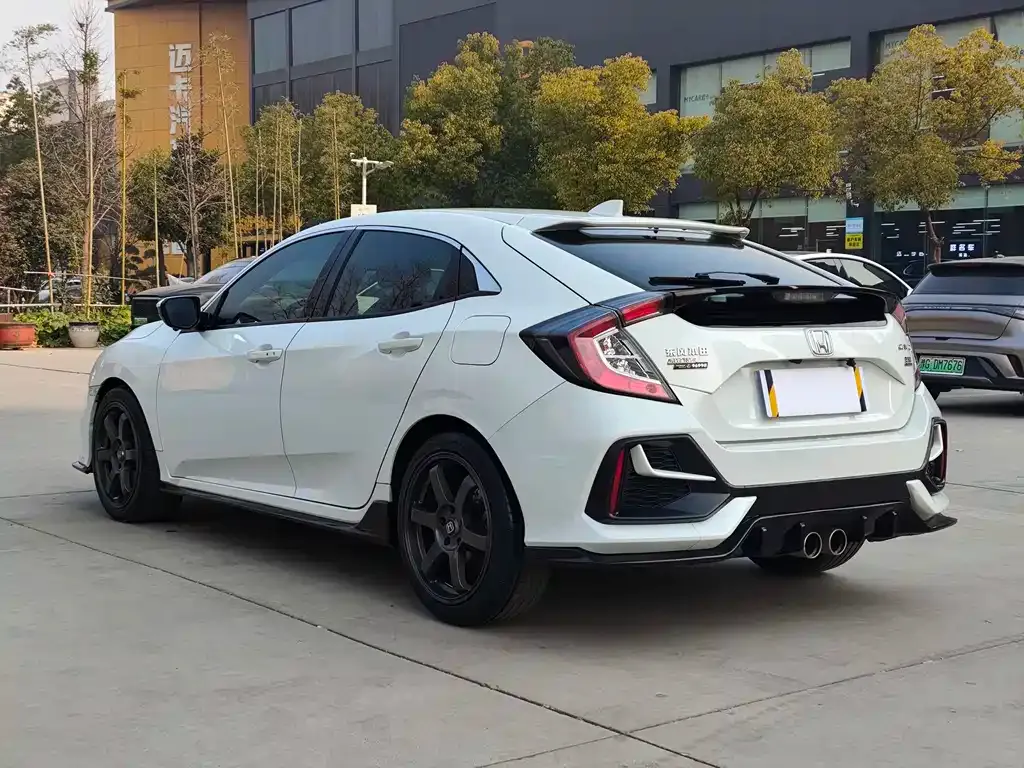 Honda Civic — фото 4