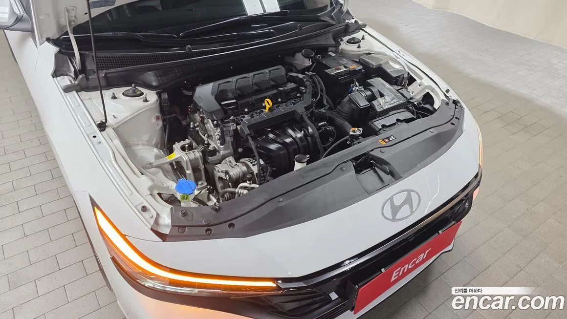 Hyundai AVANTE — фото 2