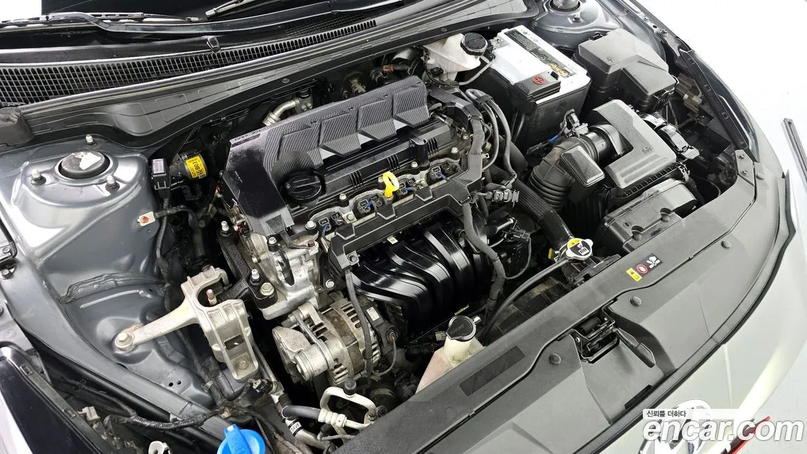 Hyundai AVANTE 2021 из KR, фото 6