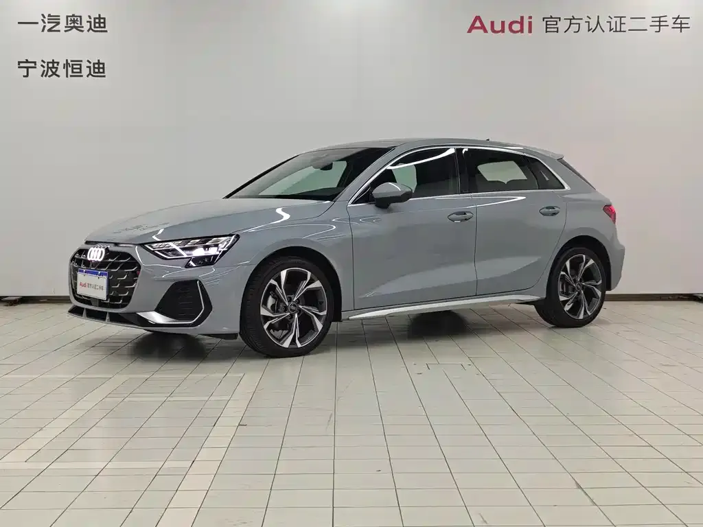 Audi A3 2024 из CN, фото 1