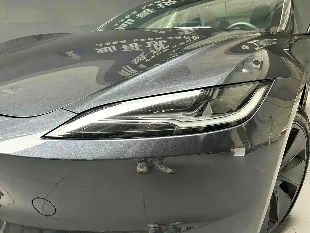 Tesla Model 3 — фото 6