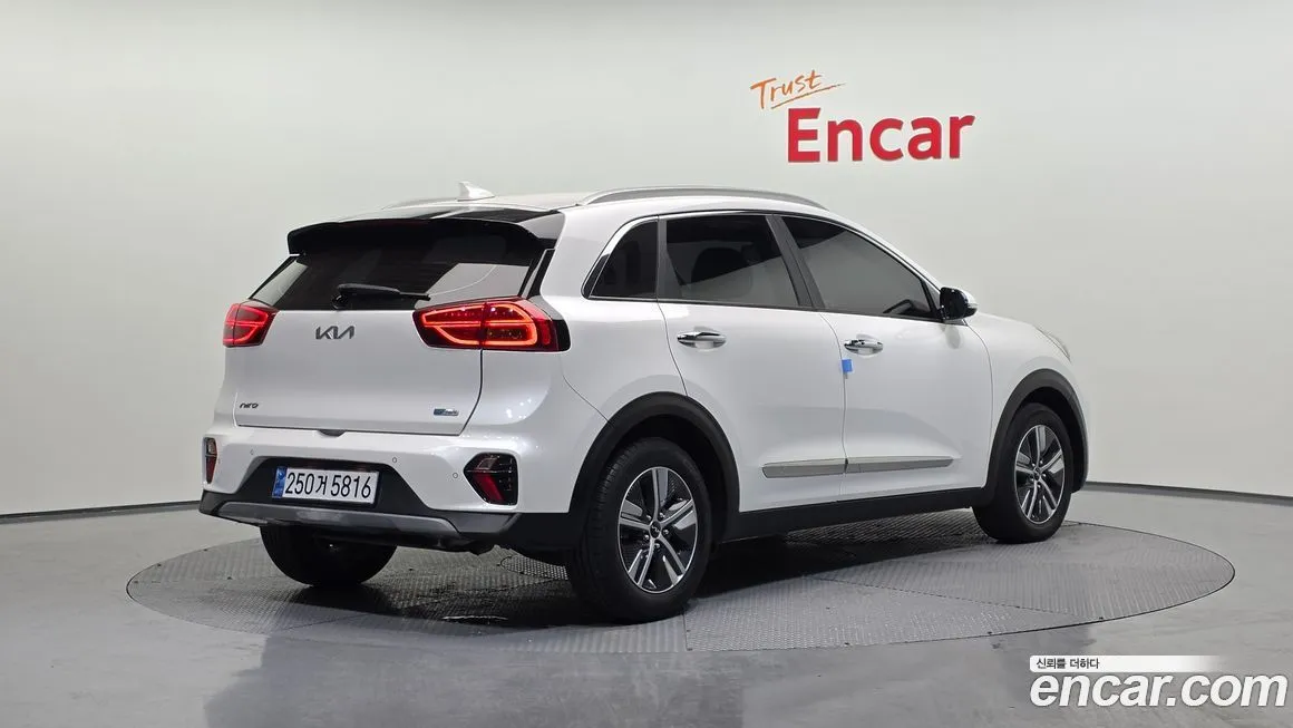 Kia Niro 2022 из KR, фото 3