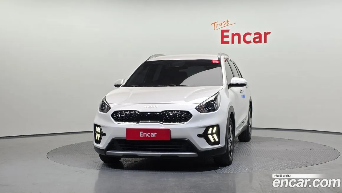 Kia Niro 2022 из KR, фото 2