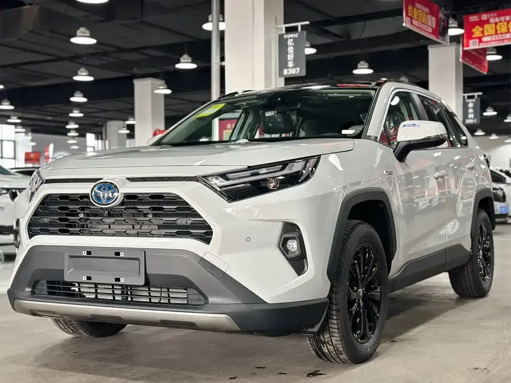 Toyota RAV4 2026 из CN, фото 1