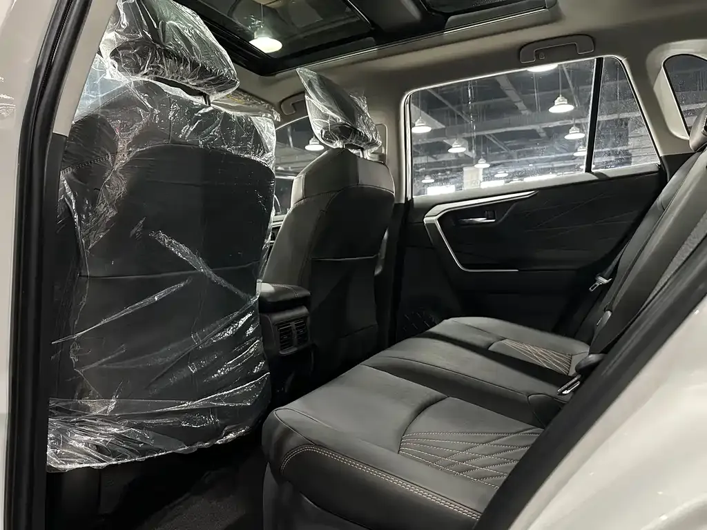 Toyota RAV4 2026 из CN, фото 8