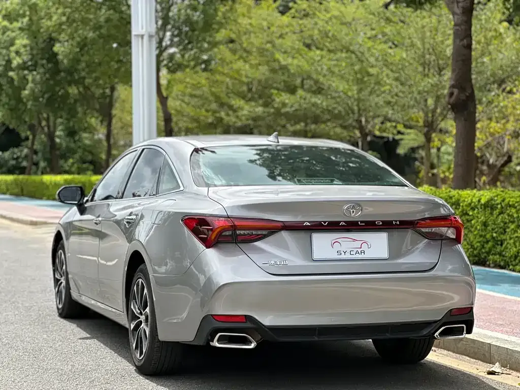 Toyota Avalon 2023 из CN, фото 8