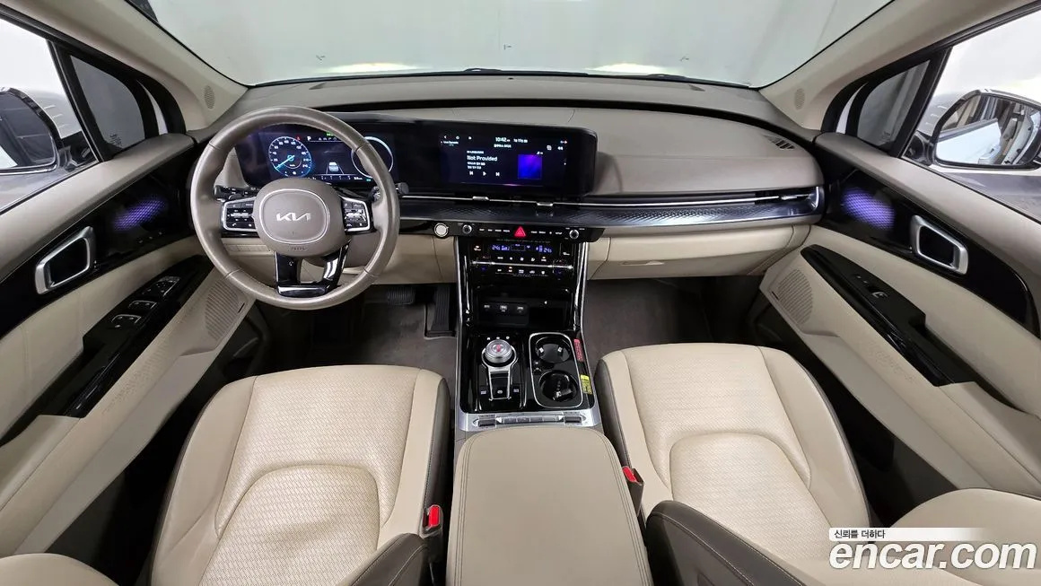 Kia Carnival — фото 10