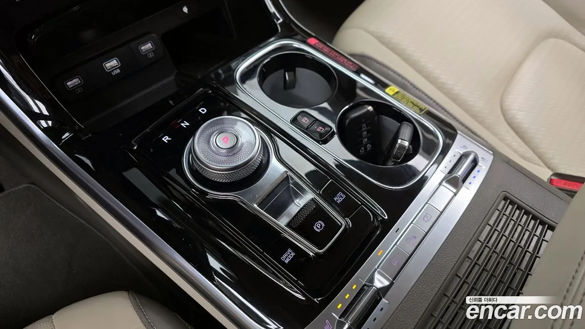 Kia Carnival — фото 2