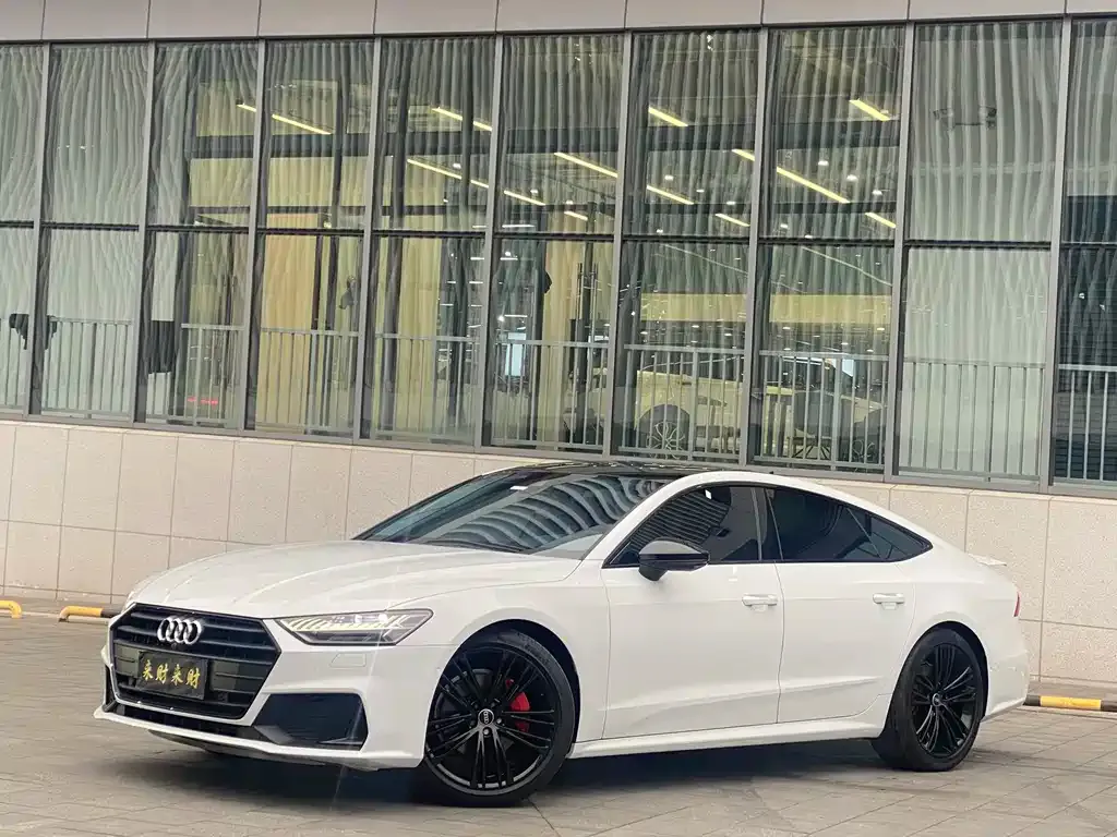 Audi A7 2022 из CN, фото 1