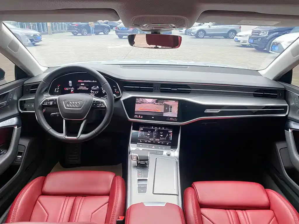 Audi A7 2022 из CN, фото 4