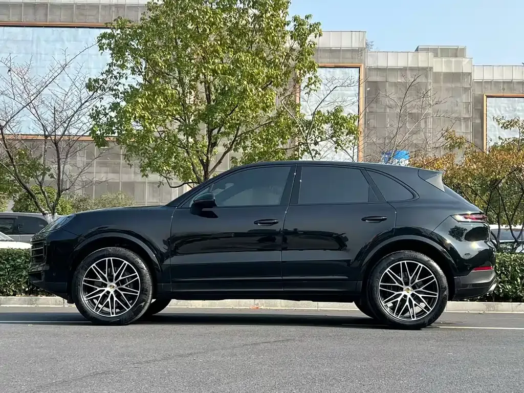Porsche Cayenne 2025 из CN, фото 10