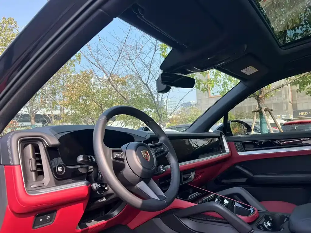 Porsche Cayenne 2025 из CN, фото 6