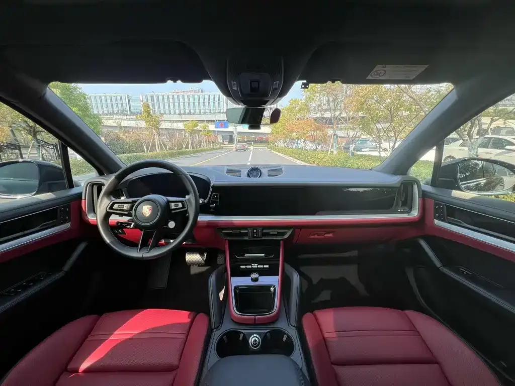 Porsche Cayenne 2025 из CN, фото 4