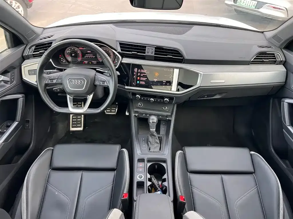 Audi Q3 2024 из CN, фото 10