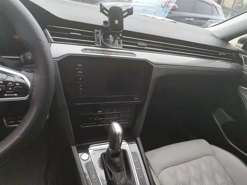 Volkswagen Magotan 2023 из CN, фото 6