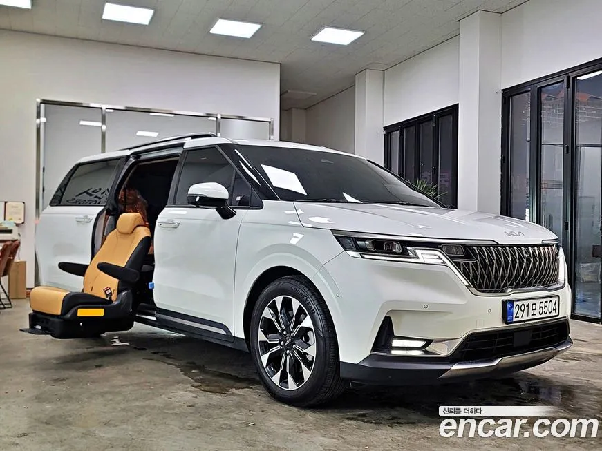 Kia Carnival 2023 из KR, фото 1