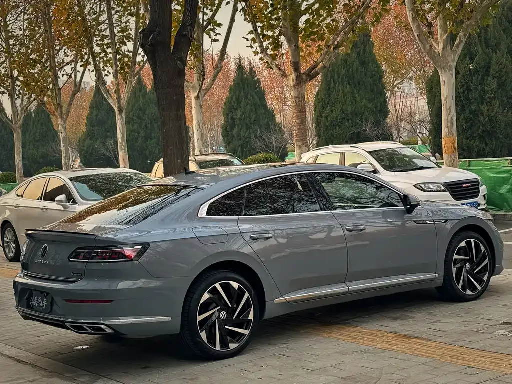 Volkswagen CC — фото 10