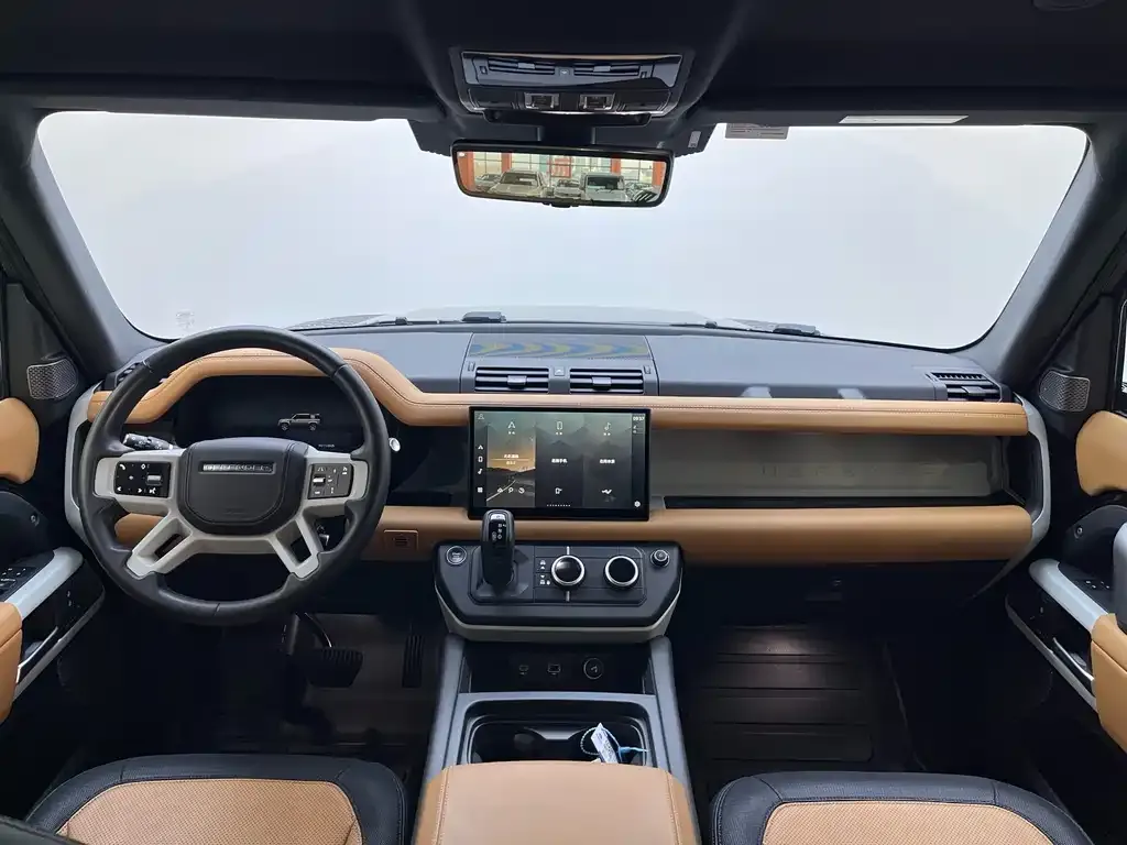 Land Rover Defender — фото 10