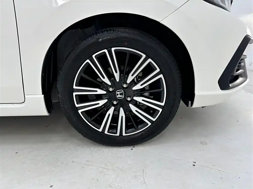 Honda Fit — фото 5