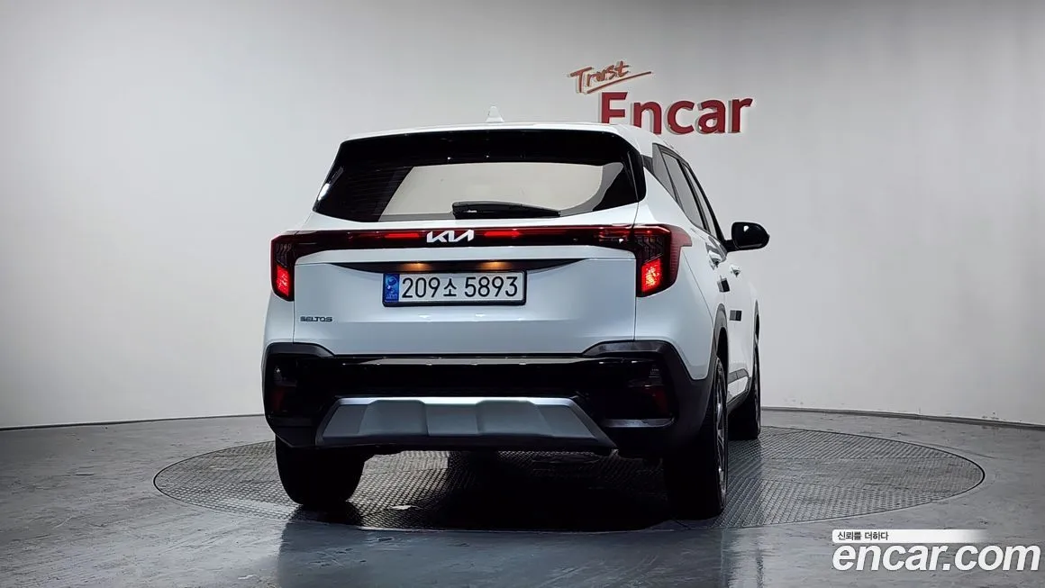 Kia Seltos 2024 из KR, фото 4