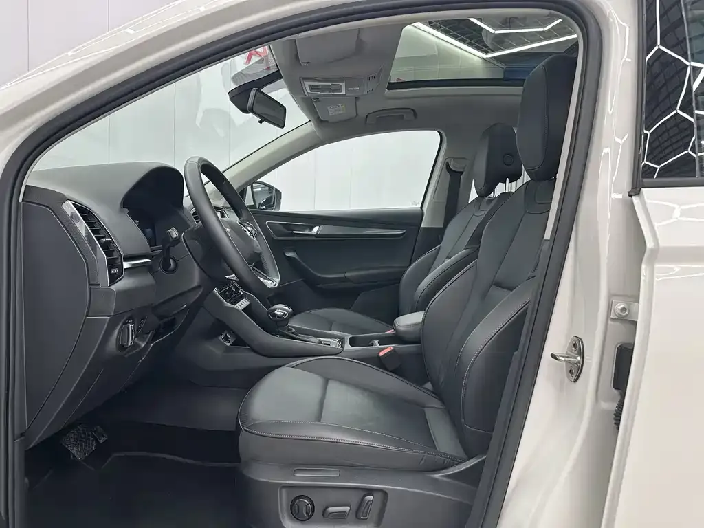 Skoda Karoq 2022 из CN, фото 7