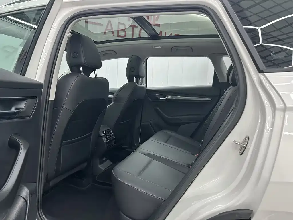 Skoda Karoq 2022 из CN, фото 5
