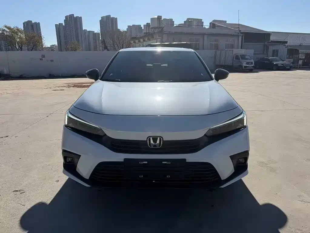 Honda Civic 2022 из CN, фото 2