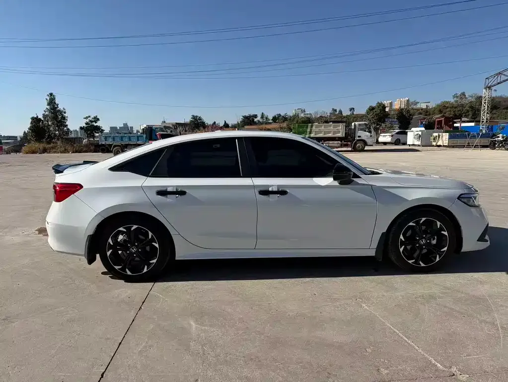 Honda Civic 2022 из CN, фото 3