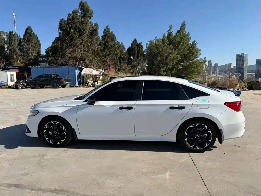 Honda Civic 2022 из CN, фото 5