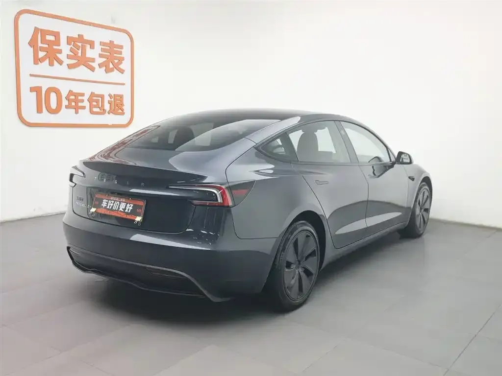 Tesla Model 3 — фото 8