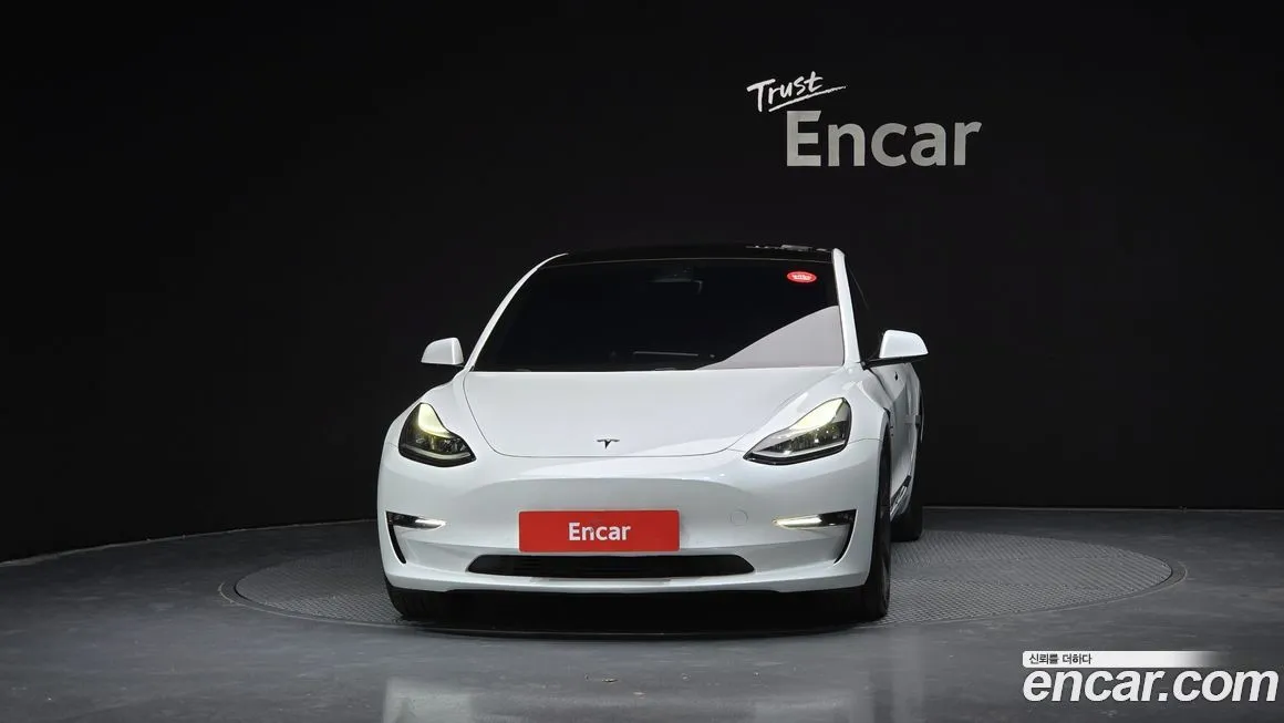 Tesla Model 3 2021 из KR, фото 3