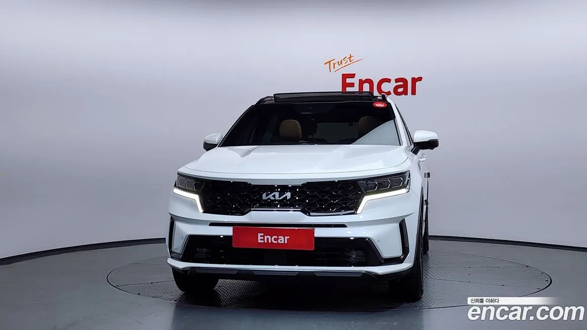Kia Sorento — фото 9