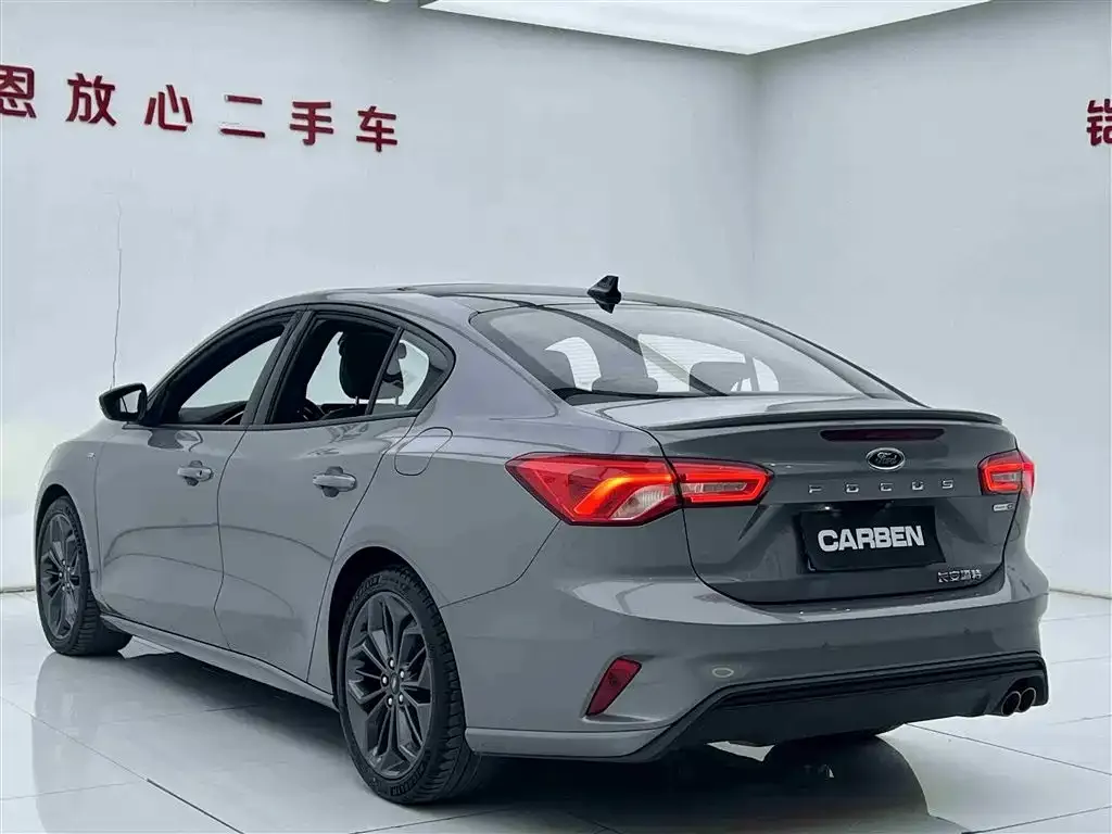 Ford Focus 2023 из CN, фото 4