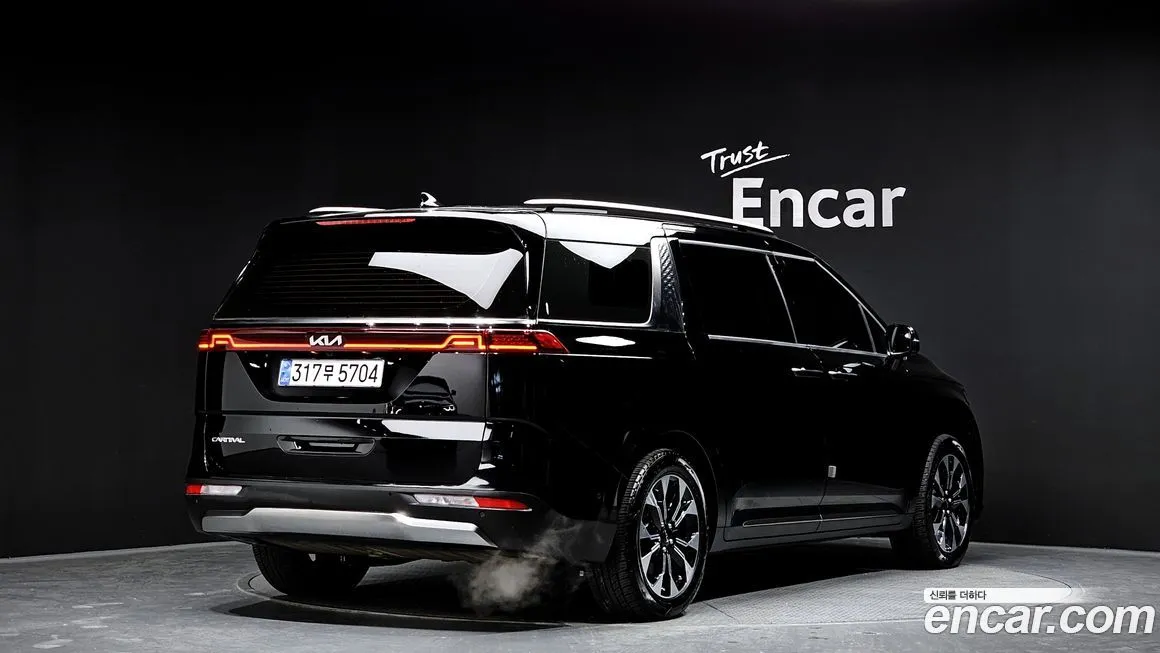 Kia Carnival 2023 из KR, фото 2