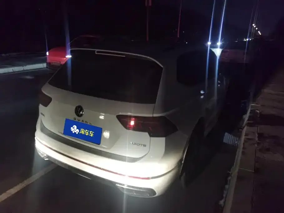 Volkswagen Tiguan L 2023 из CN, фото 5