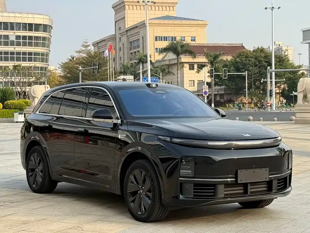 Li Auto L7 — фото 3
