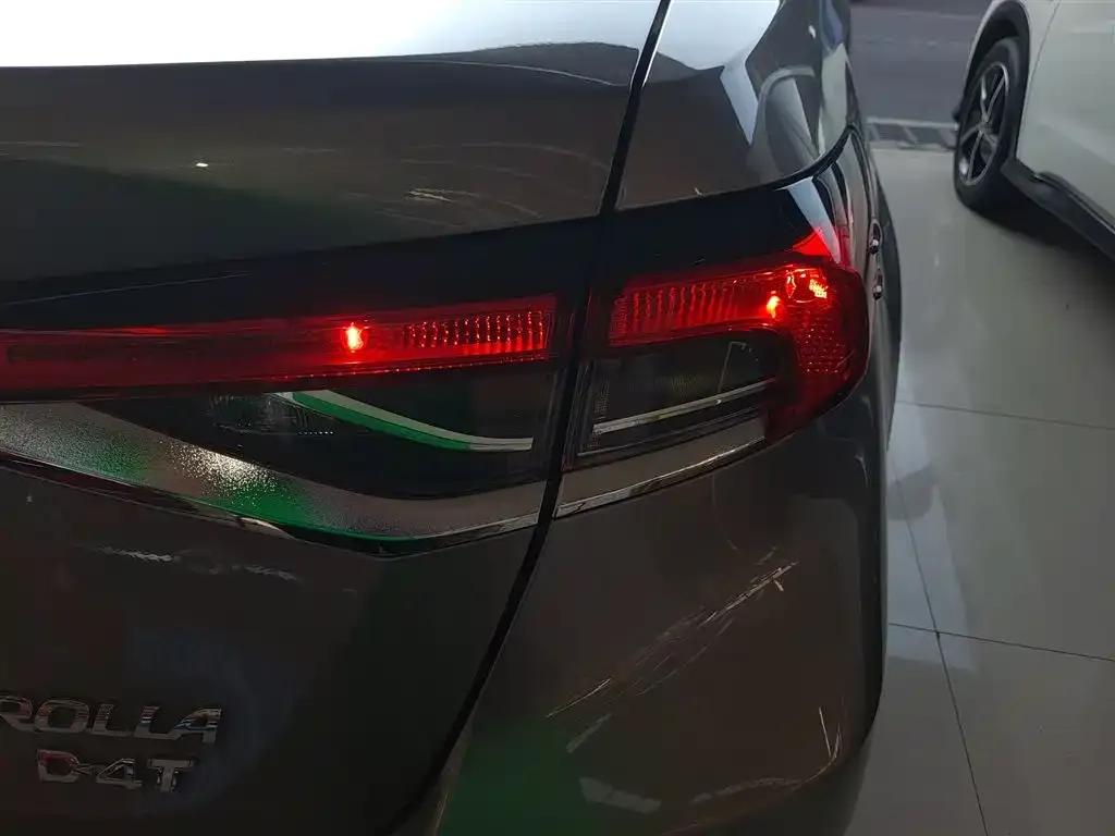 Toyota Corolla 2023 из CN, фото 6