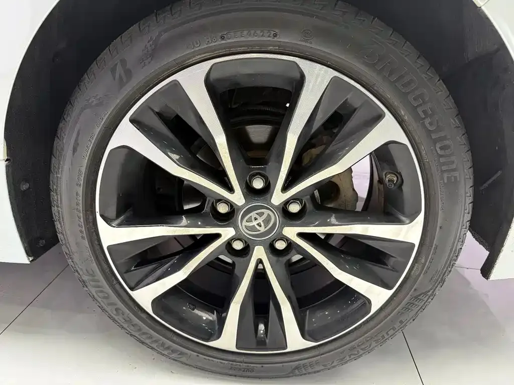 Toyota Levin 2023 из CN, фото 9