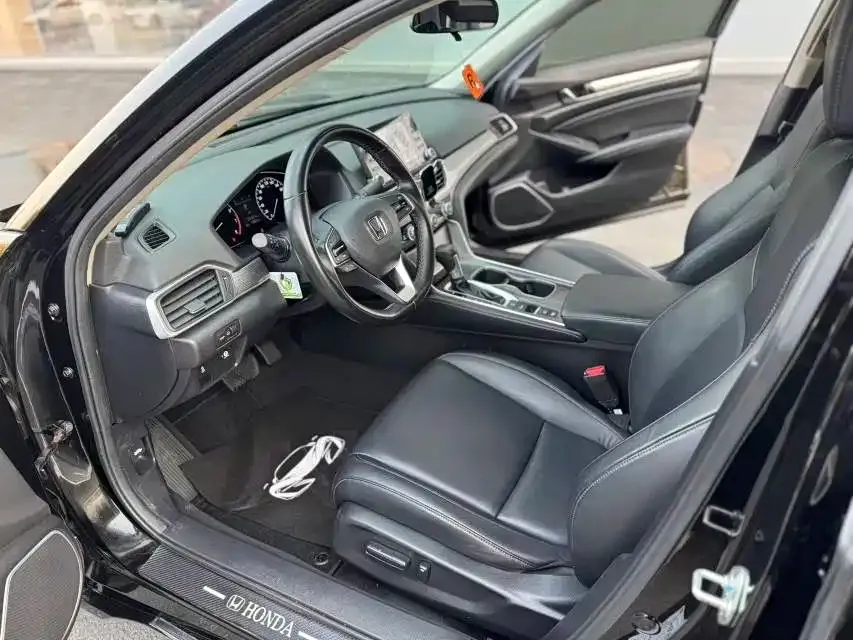 Honda Accord — фото 2