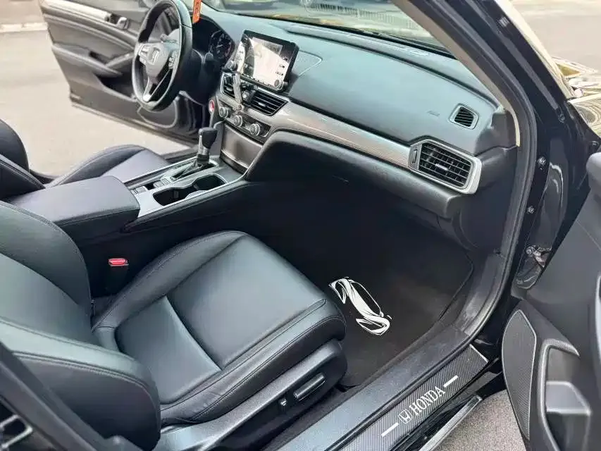 Honda Accord — фото 4