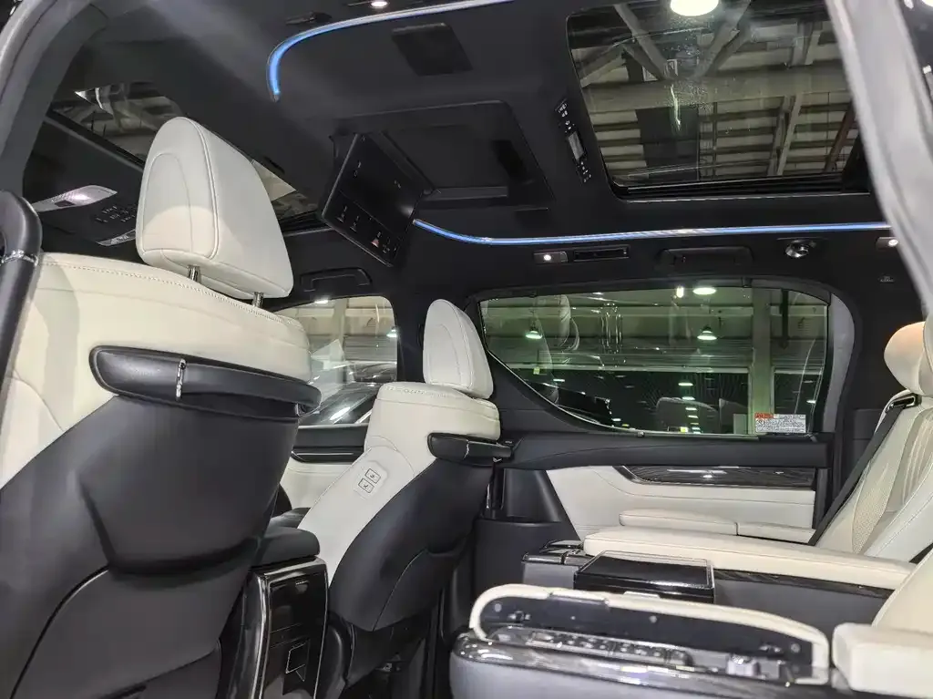 Lexus LM 2021 из CN, фото 5