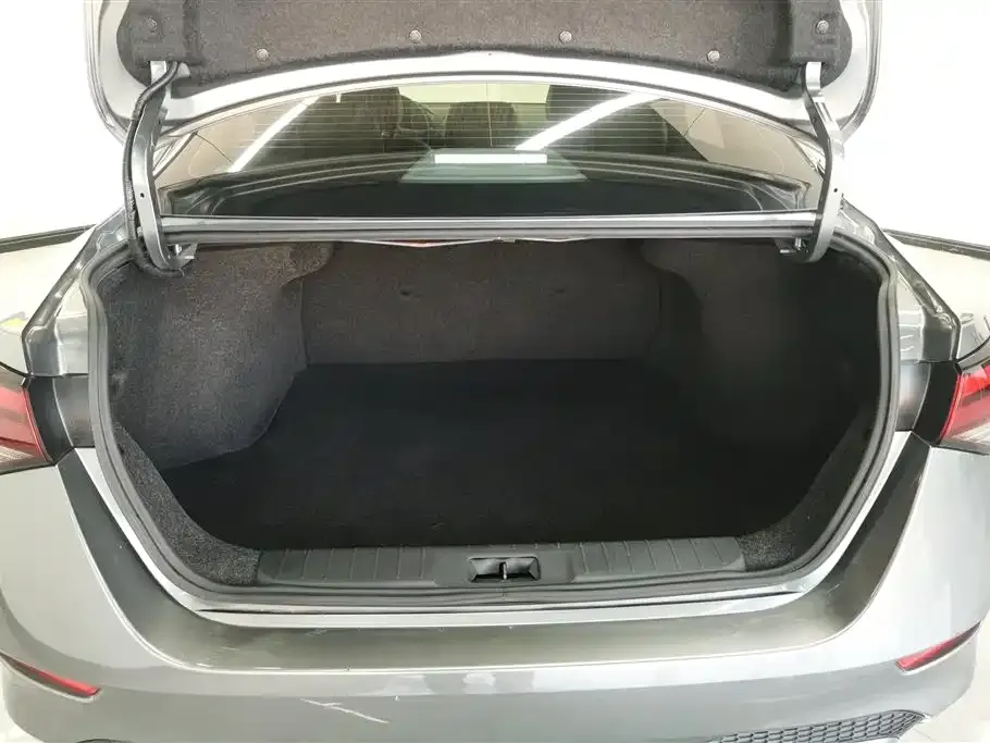 Nissan Sylphy 2021 из CN, фото 4
