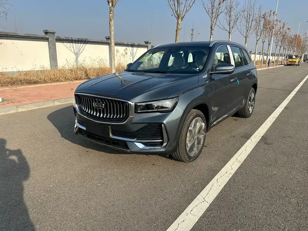 Geely Xingyue L — фото 1