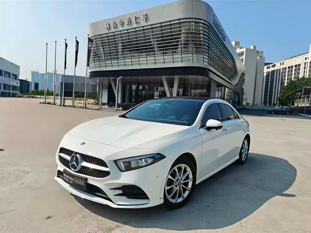Mercedes-Benz A-Class — фото 1